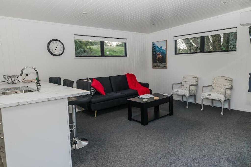 Ferienwohnung Bombay Hills Modern Retreat Auckland Exterior foto
