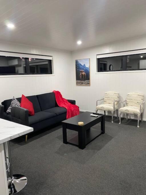 Ferienwohnung Bombay Hills Modern Retreat Auckland Exterior foto